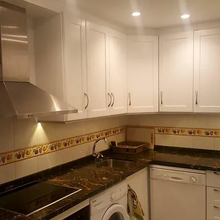 Apartman First Line *