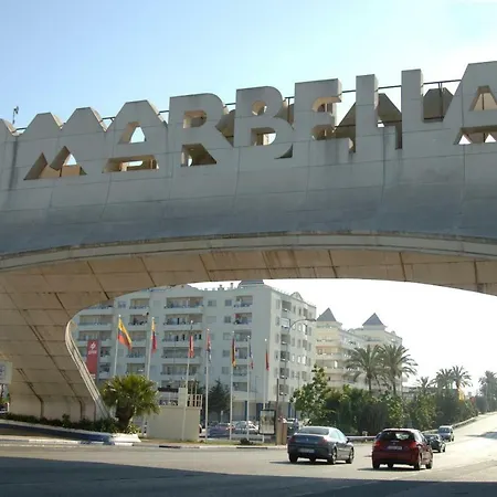 First Line Apartman Marbella