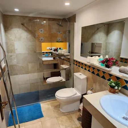 شقة First Line ماربيا